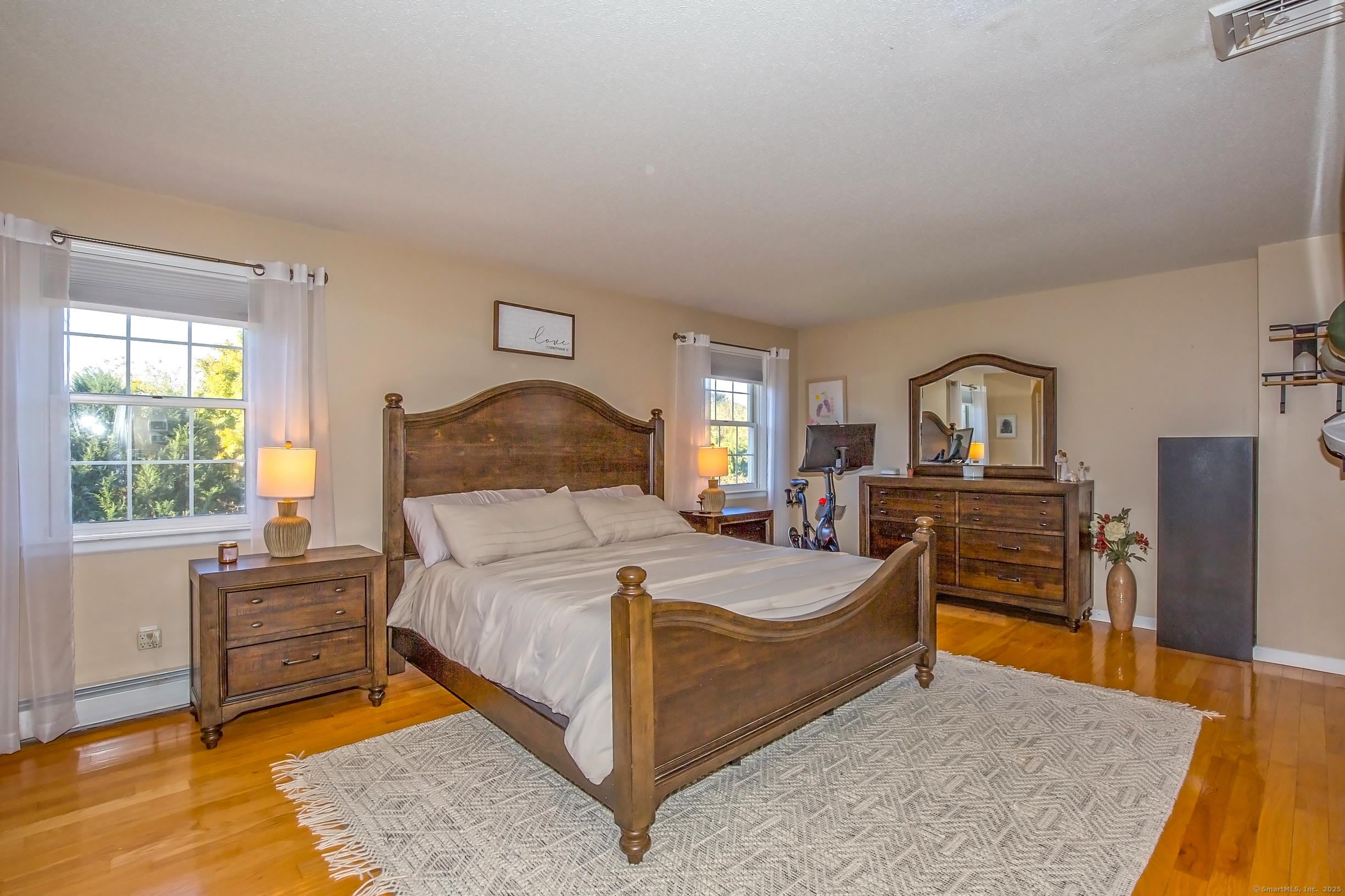 66 Farmbrook Lane South Windsor CT 06074