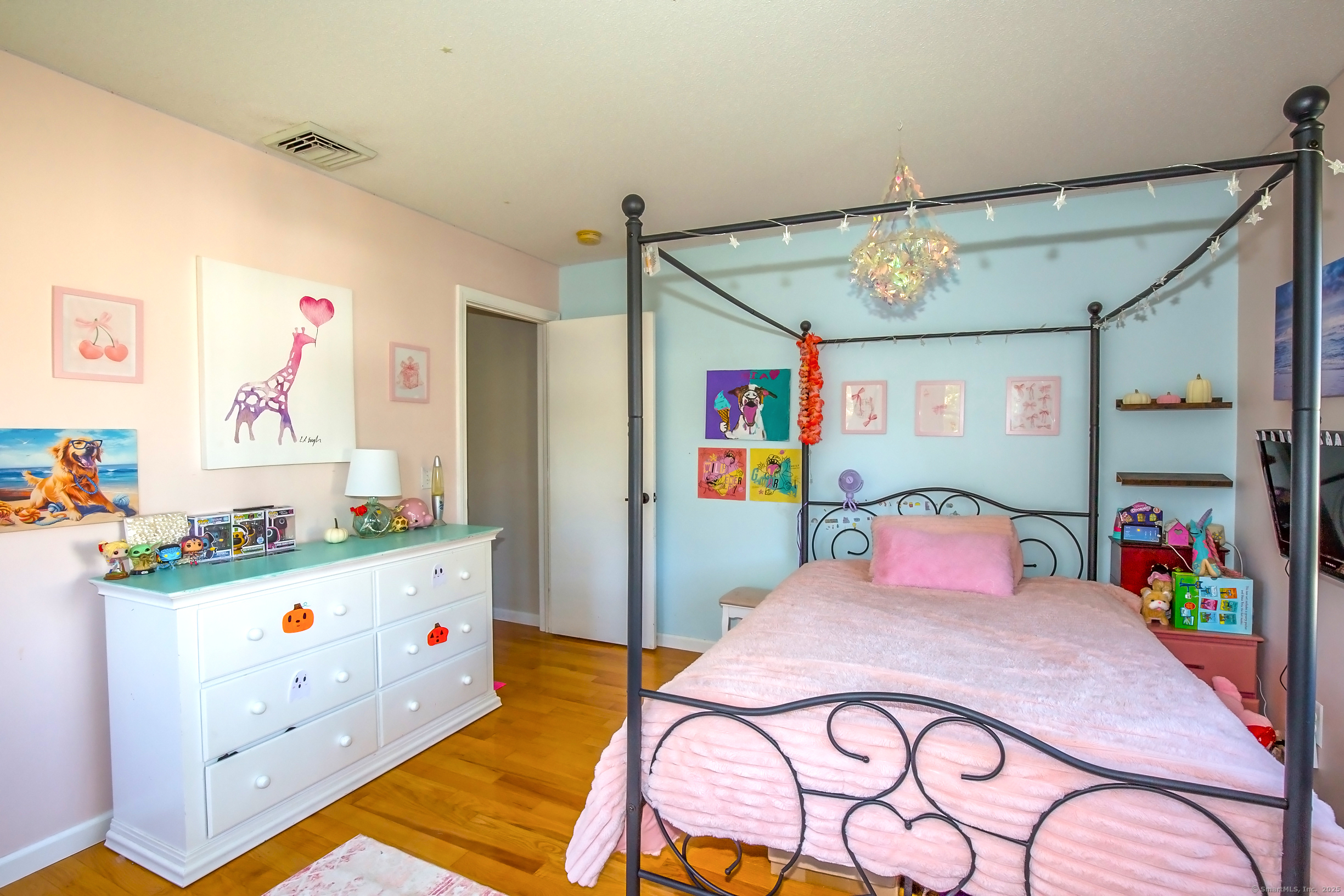 66 Farmbrook Lane South Windsor CT 06074