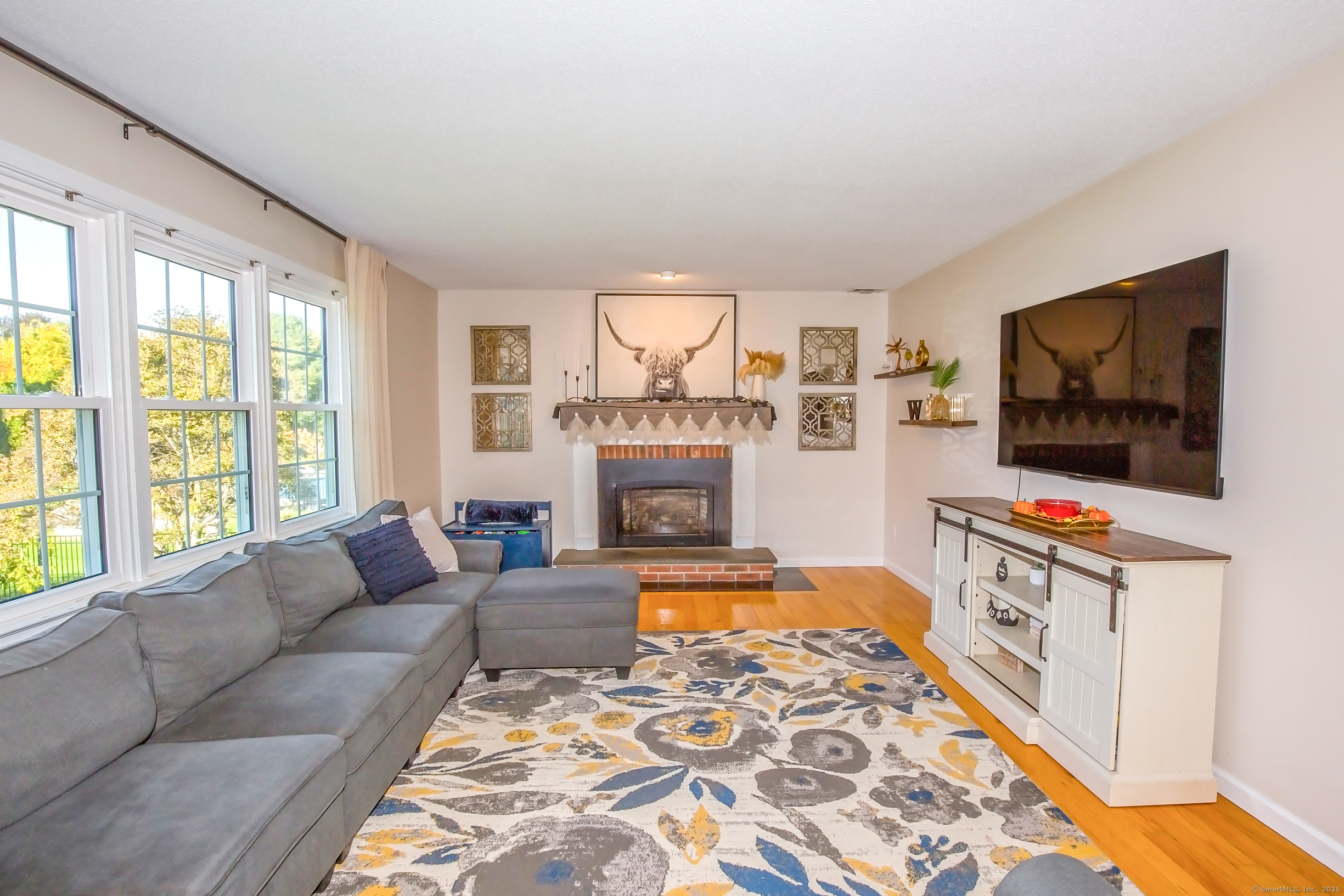 66 Farmbrook Lane South Windsor CT 06074