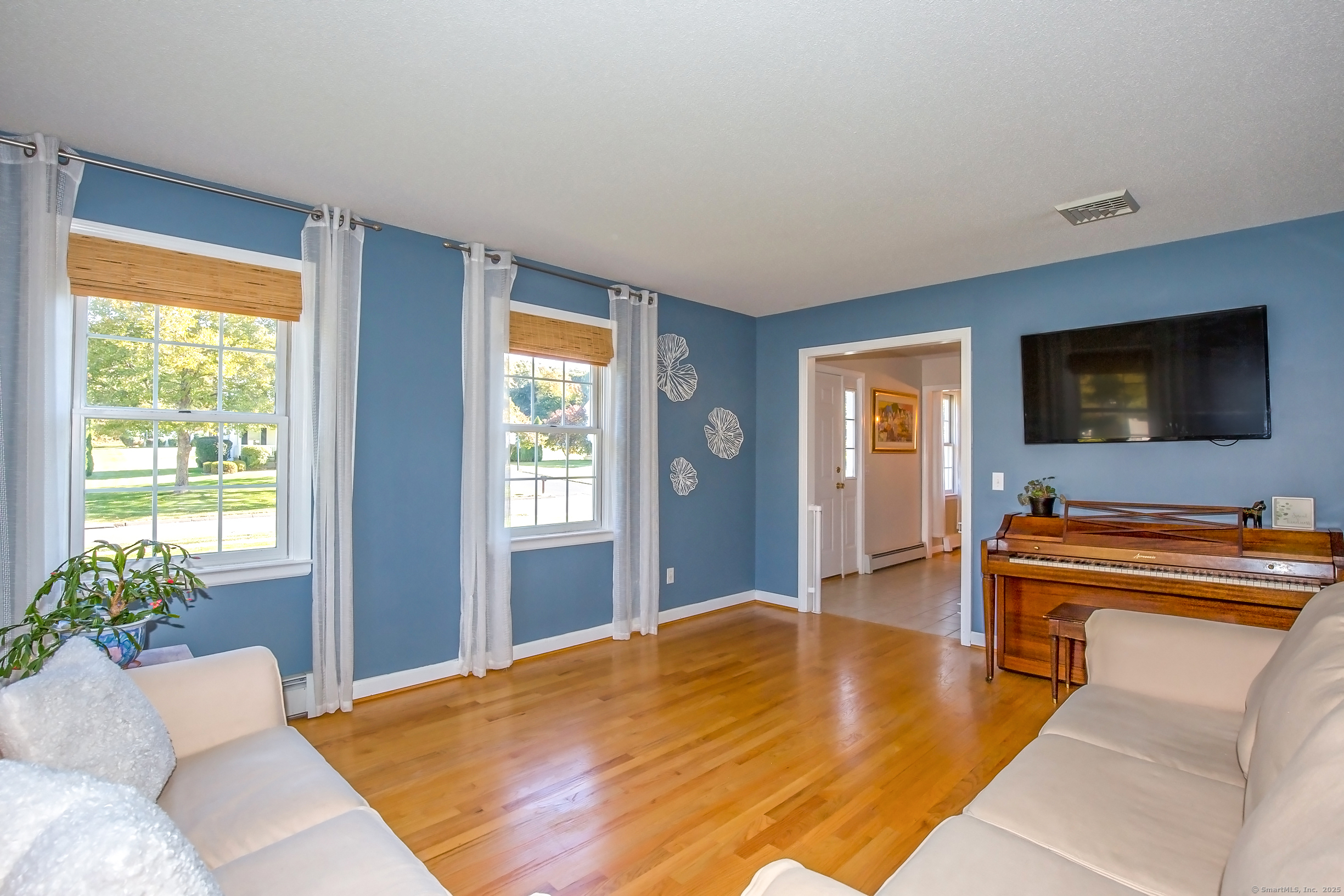 66 Farmbrook Lane South Windsor CT 06074