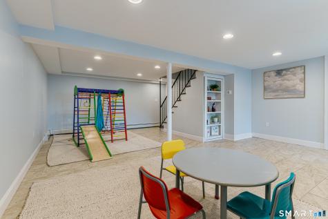 228 Woodrow Avenue Fairfield CT 06890