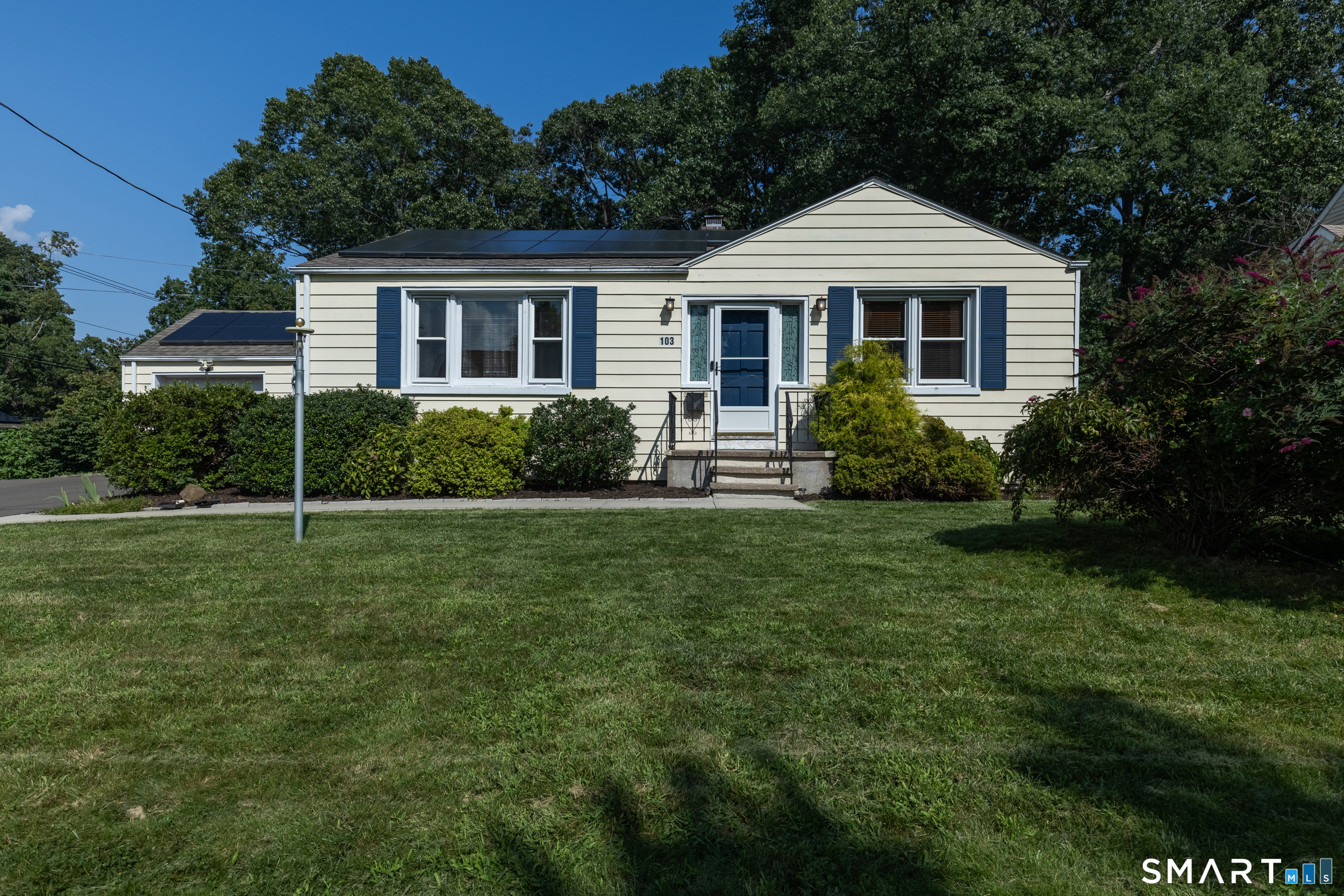 103 Richmond Avenue West Haven CT 06516