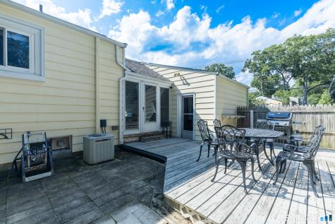 103 Richmond Avenue West Haven CT 06516
