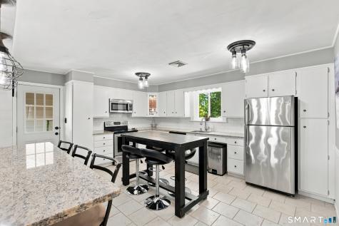 103 Richmond Avenue West Haven CT 06516