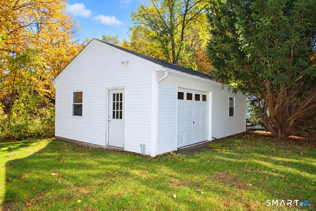 55 Patten Road North Haven CT 06473