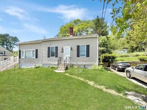 158 Church Street Thompson CT 06277