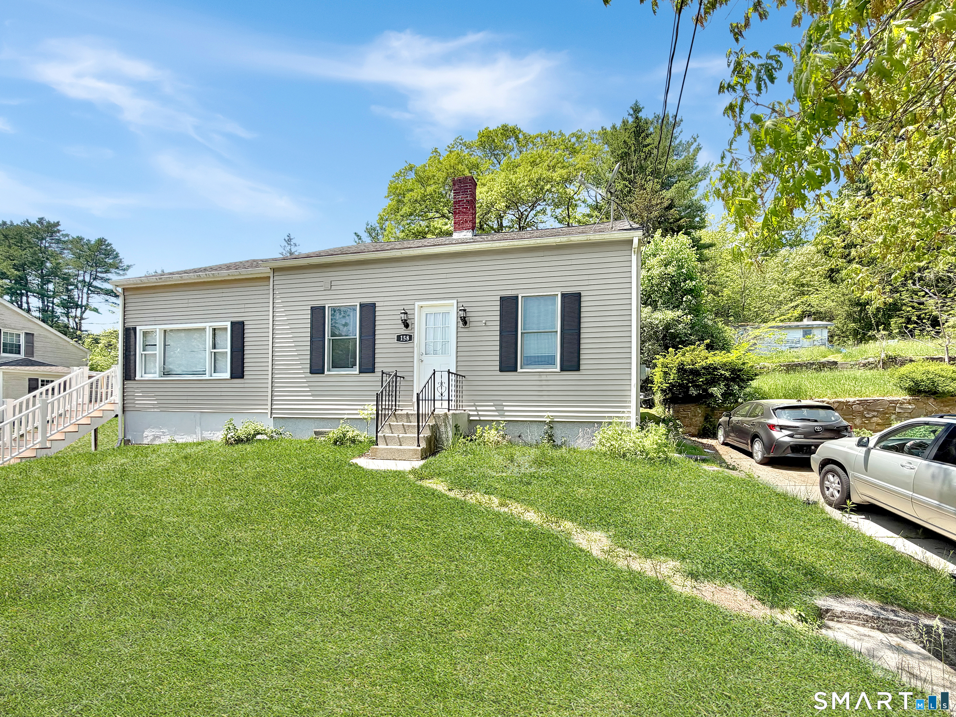 158 Church Street Thompson CT 06277