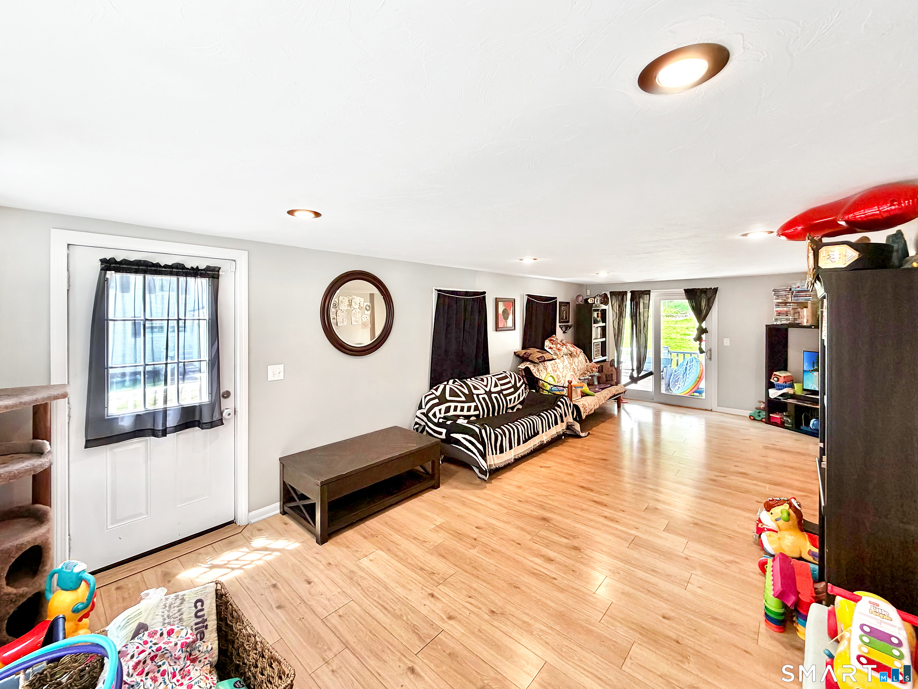 158 Church Street Thompson CT 06277