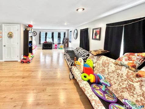 158 Church Street Thompson CT 06277