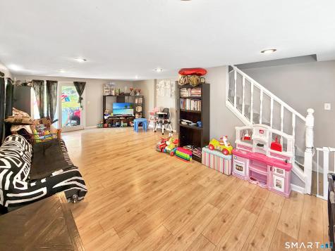 158 Church Street Thompson CT 06277