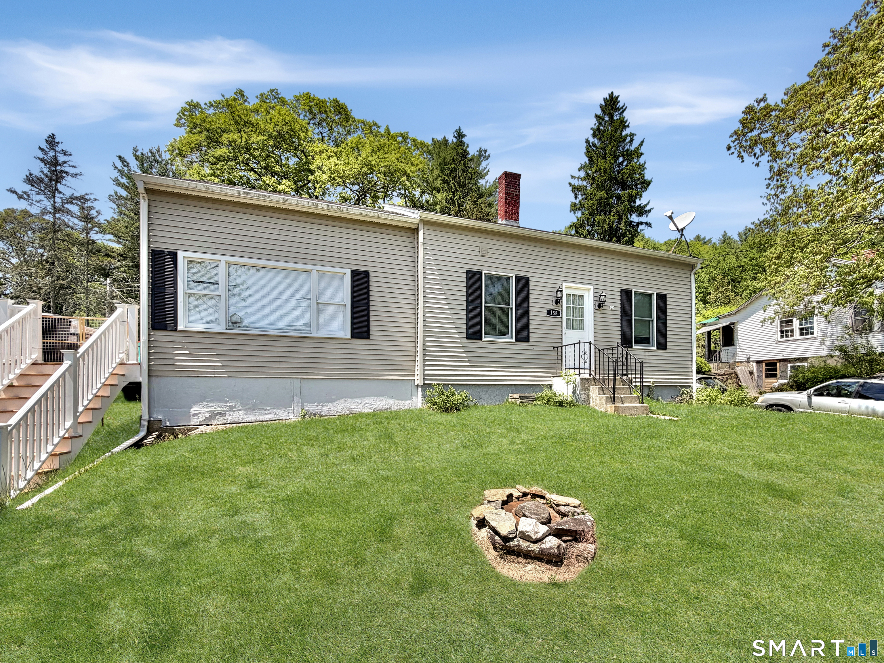 158 Church Street Thompson CT 06277