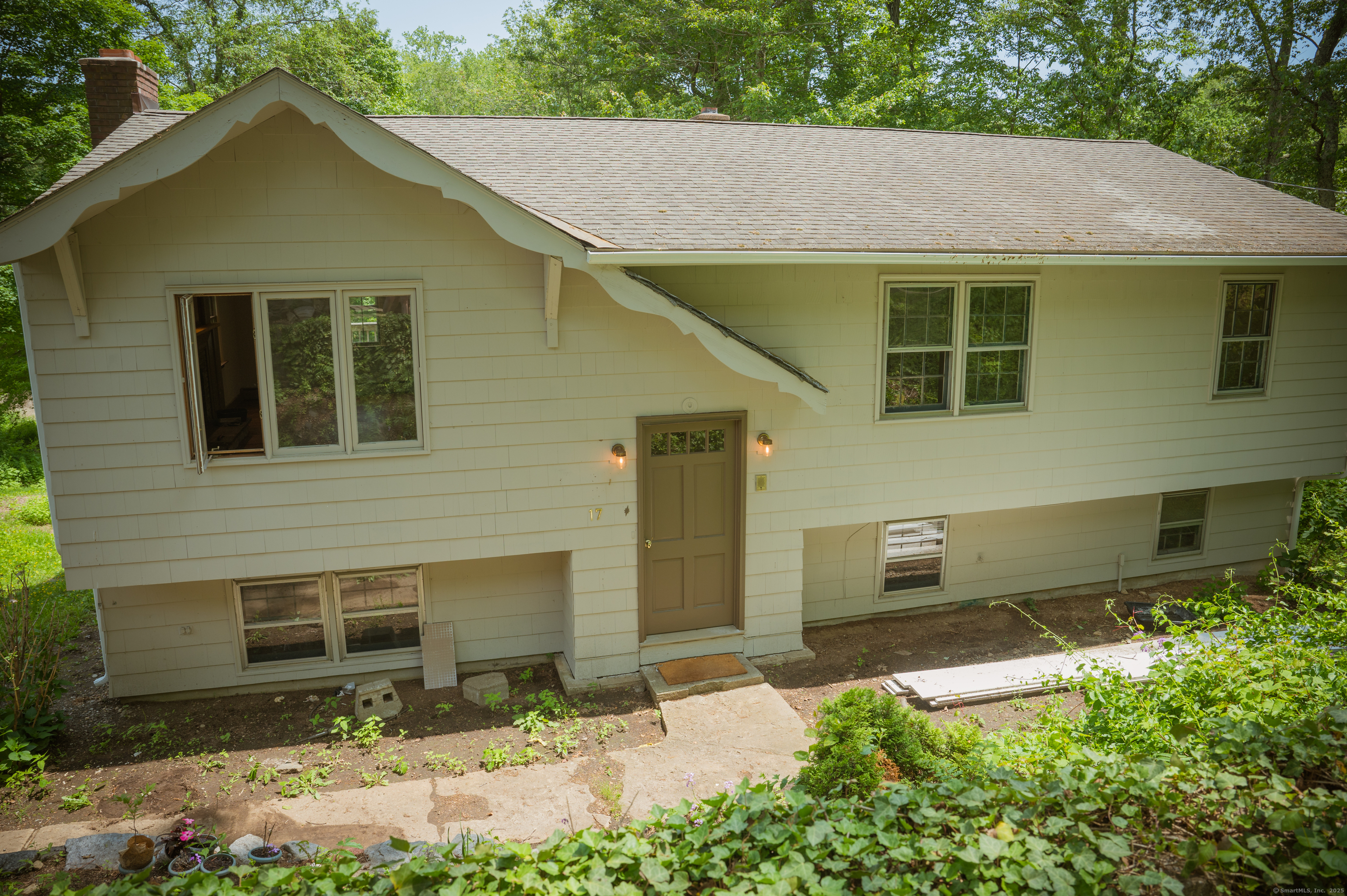 17 Valley Road Clinton CT 06413