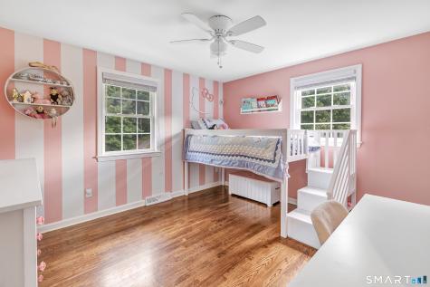 32 Nuthatch Hill Road Trumbull CT 06611