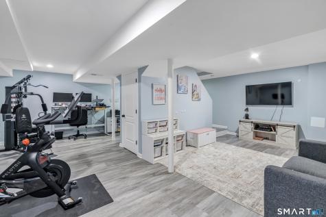 32 Nuthatch Hill Road Trumbull CT 06611