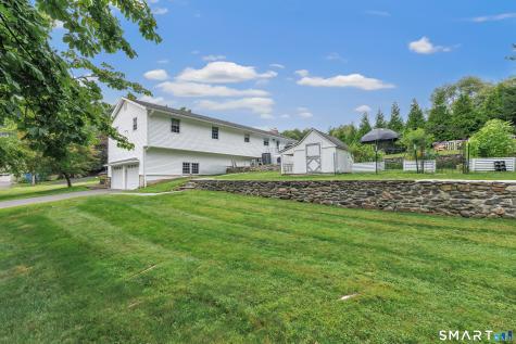 32 Nuthatch Hill Road Trumbull CT 06611