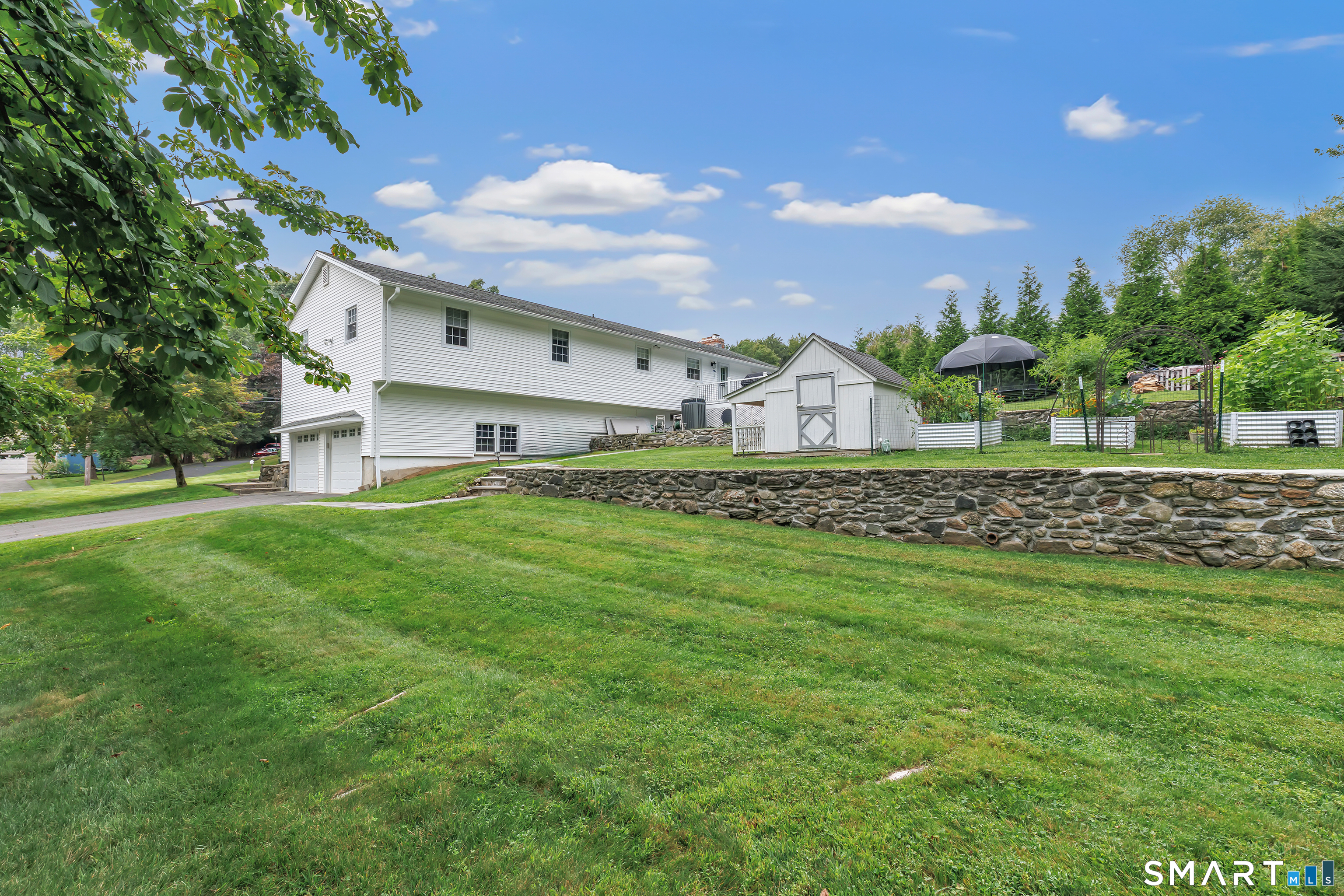 32 Nuthatch Hill Road Trumbull CT 06611
