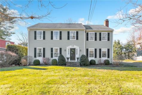 1653 Mill Plain Road Fairfield CT 06824