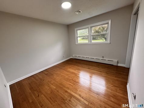 7 Tomlinson Road Seymour CT 06483