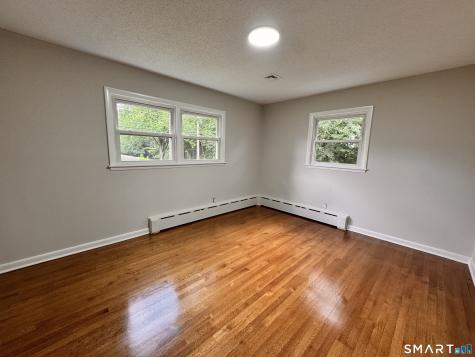 7 Tomlinson Road Seymour CT 06483