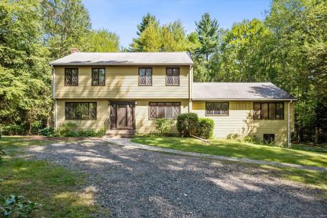 6 Heritage Lane Simsbury CT 06070