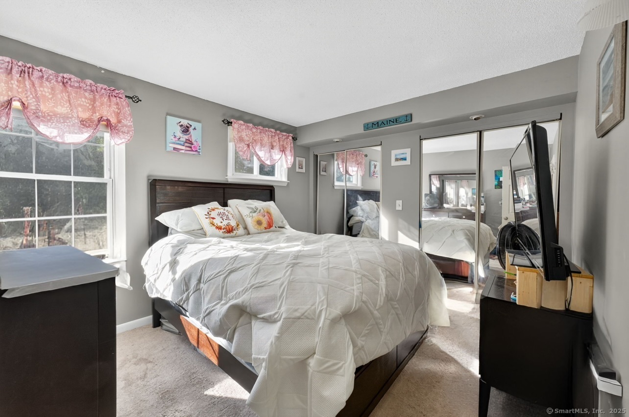 27 Scott Circle East Hartford CT 06118