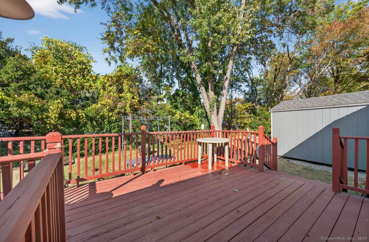 27 Scott Circle East Hartford CT 06118