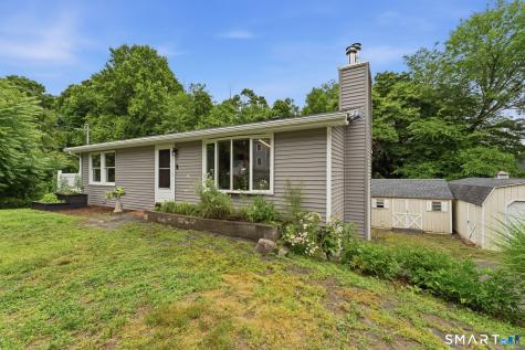 8 Phelps Lane Deep River CT 06417