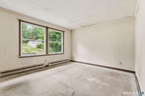 8 Phelps Lane Deep River CT 06417