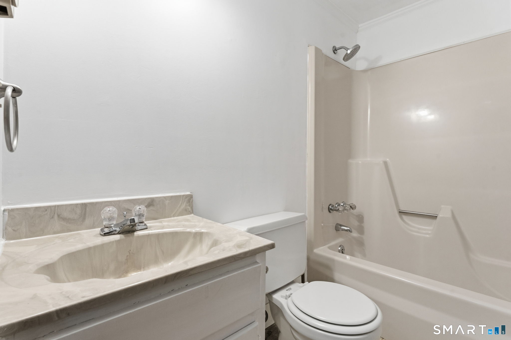 8 Phelps Lane Deep River CT 06417