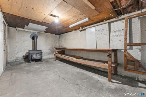 8 Phelps Lane Deep River CT 06417