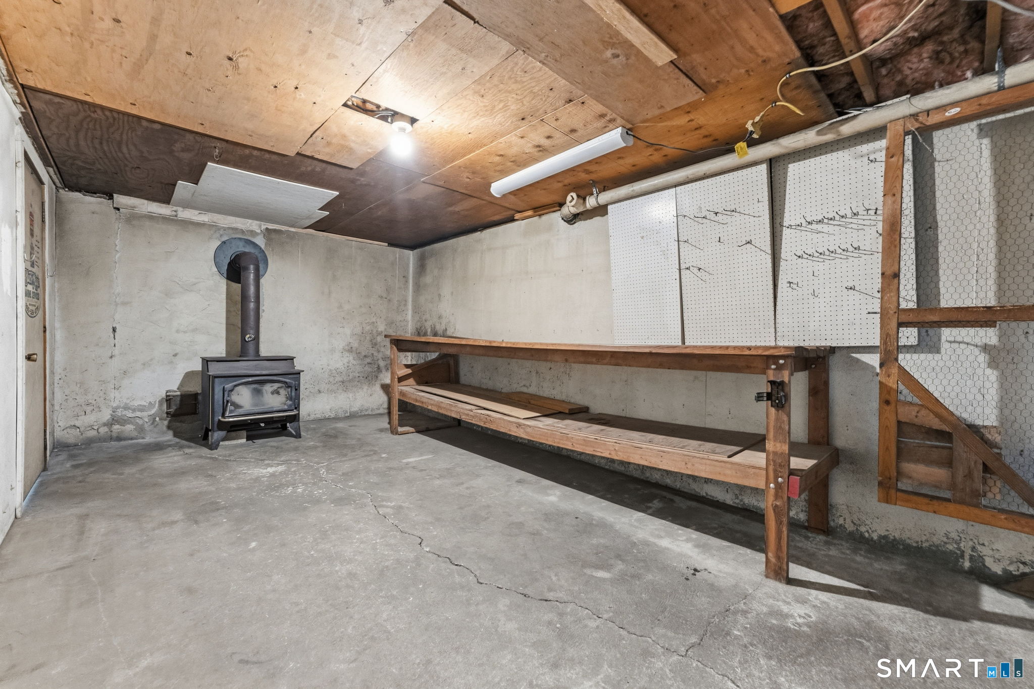 8 Phelps Lane Deep River CT 06417