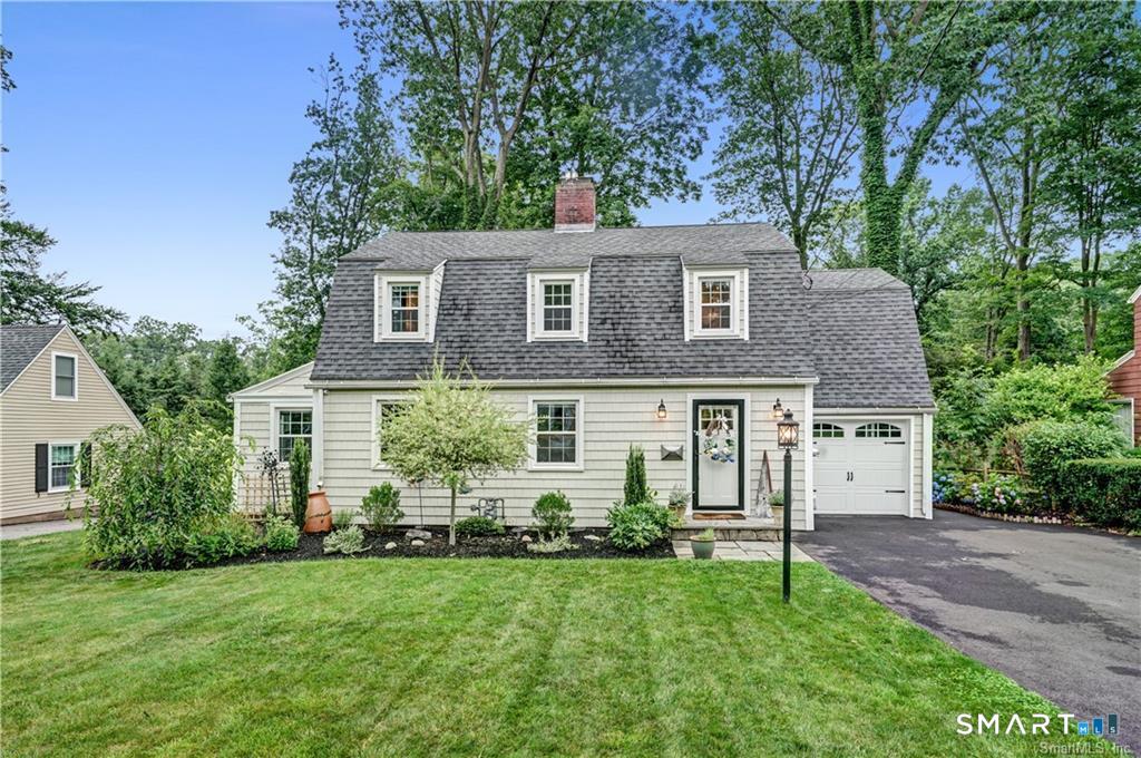 80 Knollwood Road North Haven CT 06473