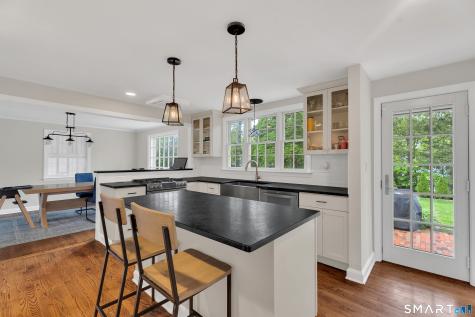 80 Knollwood Road North Haven CT 06473