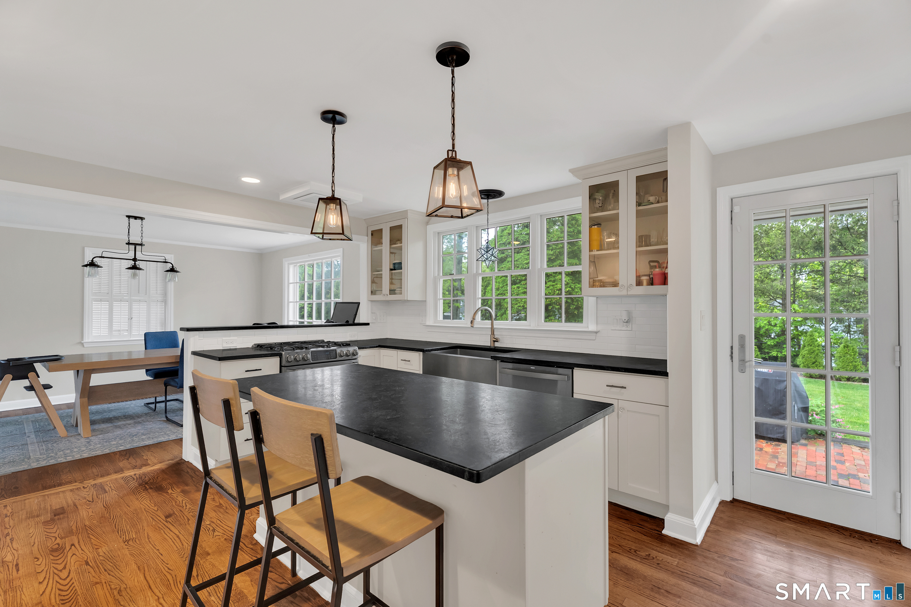 80 Knollwood Road North Haven CT 06473
