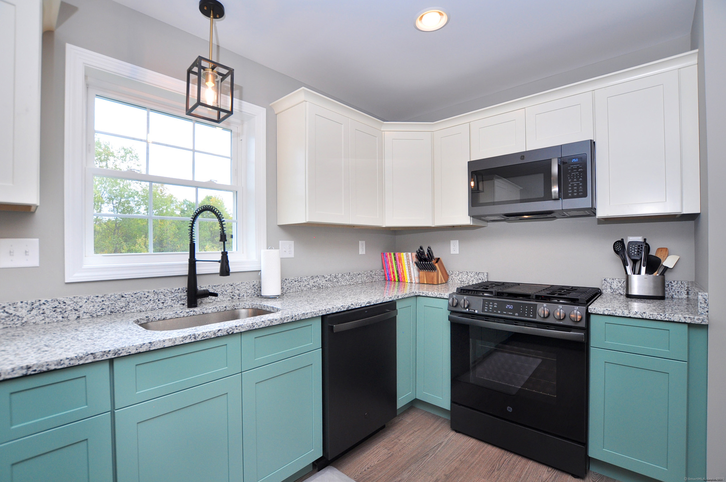 34 West River Road East Windsor CT 06088