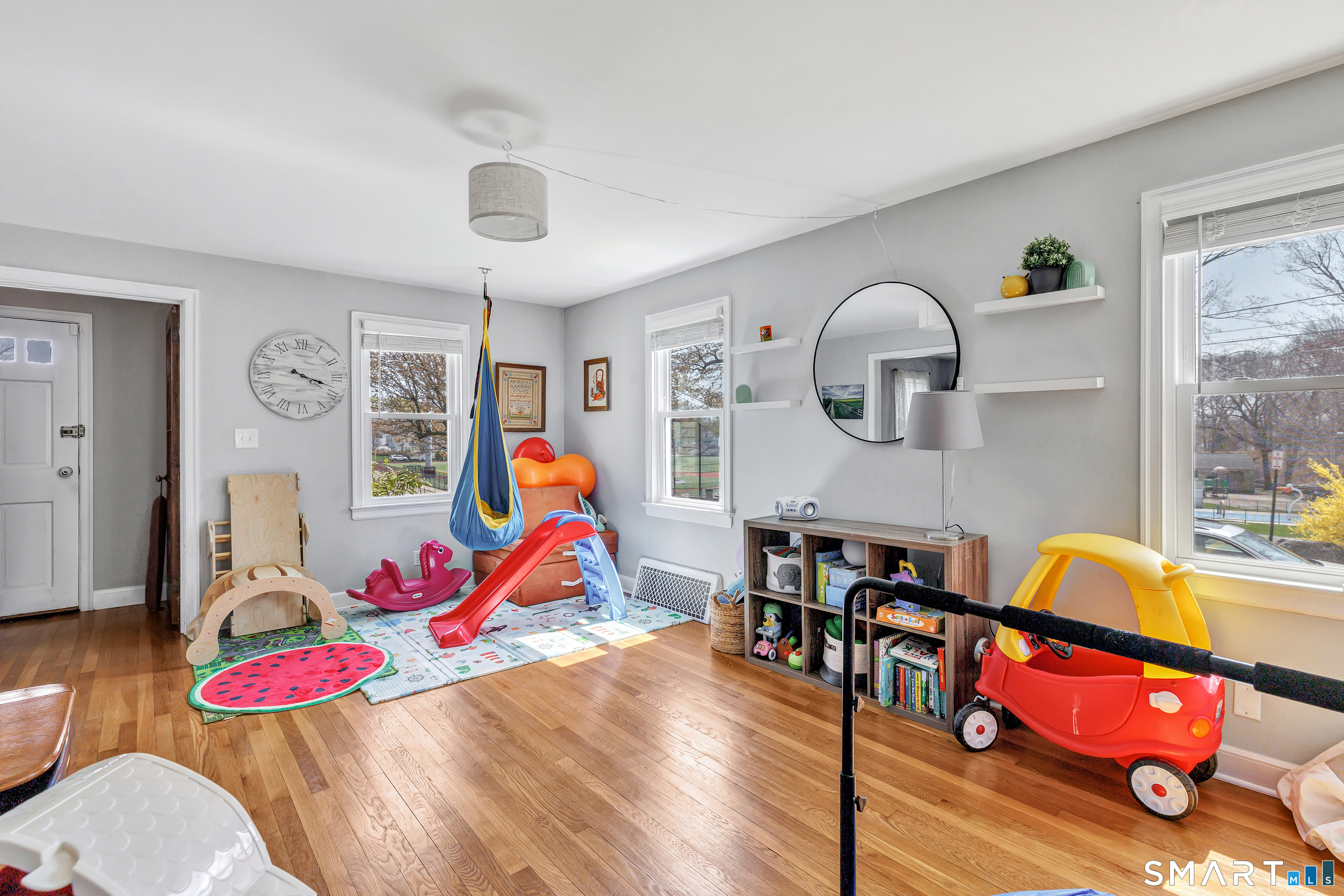 5 Charlton Street Stratford CT 06614
