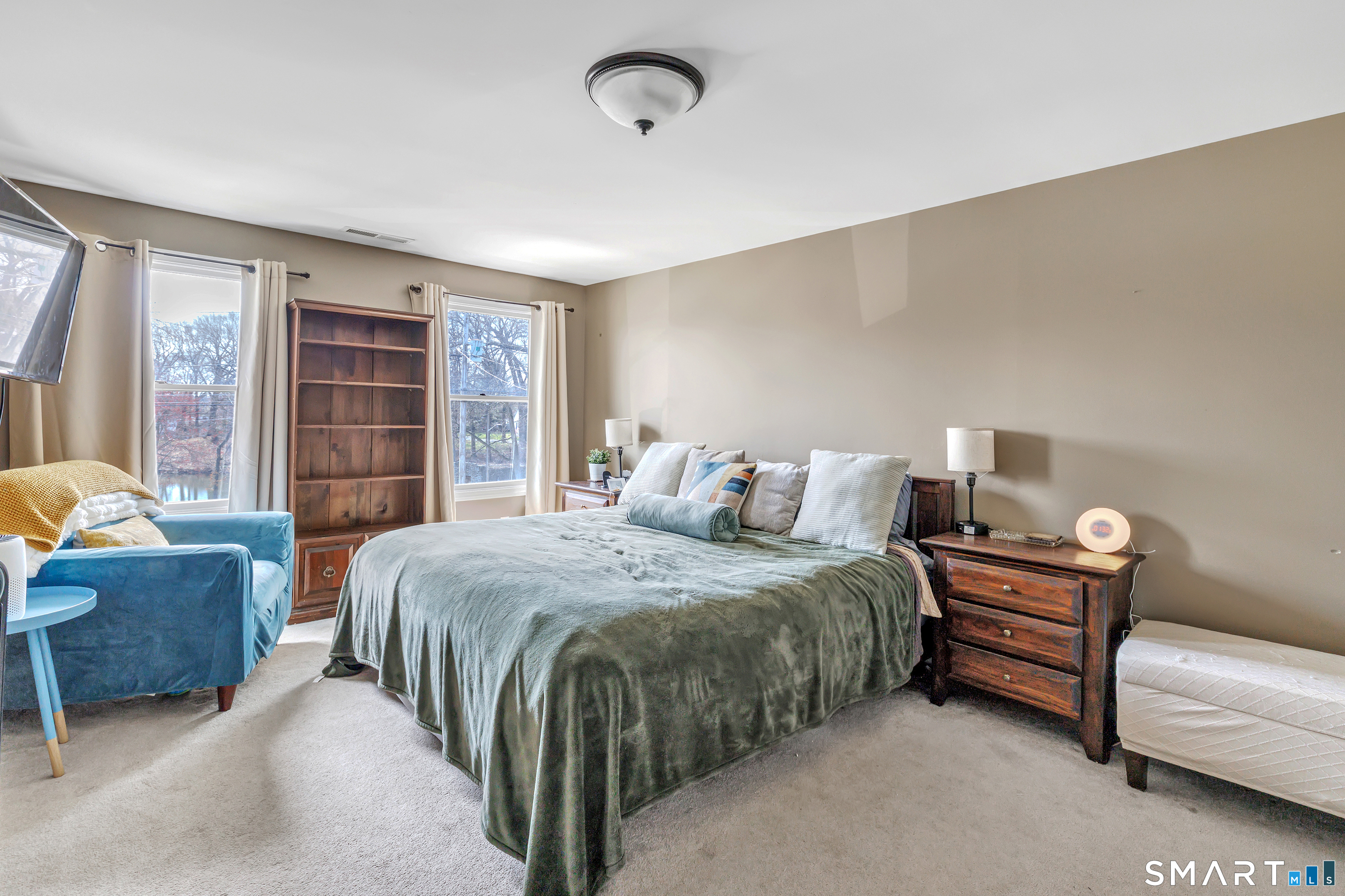 5 Charlton Street Stratford CT 06614