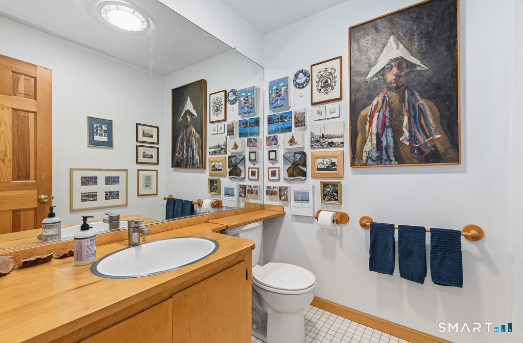 572 Amity Road Woodbridge CT 06525