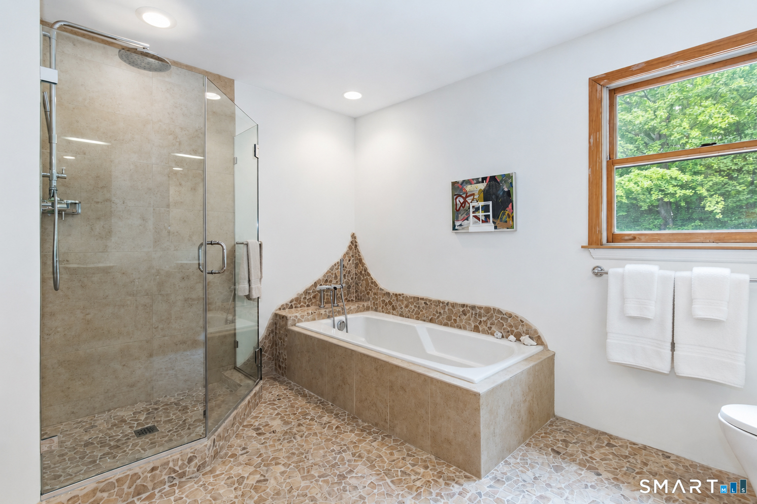 572 Amity Road Woodbridge CT 06525
