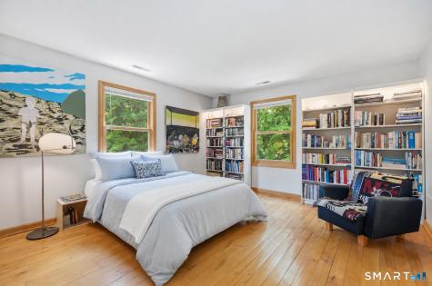 572 Amity Road Woodbridge CT 06525
