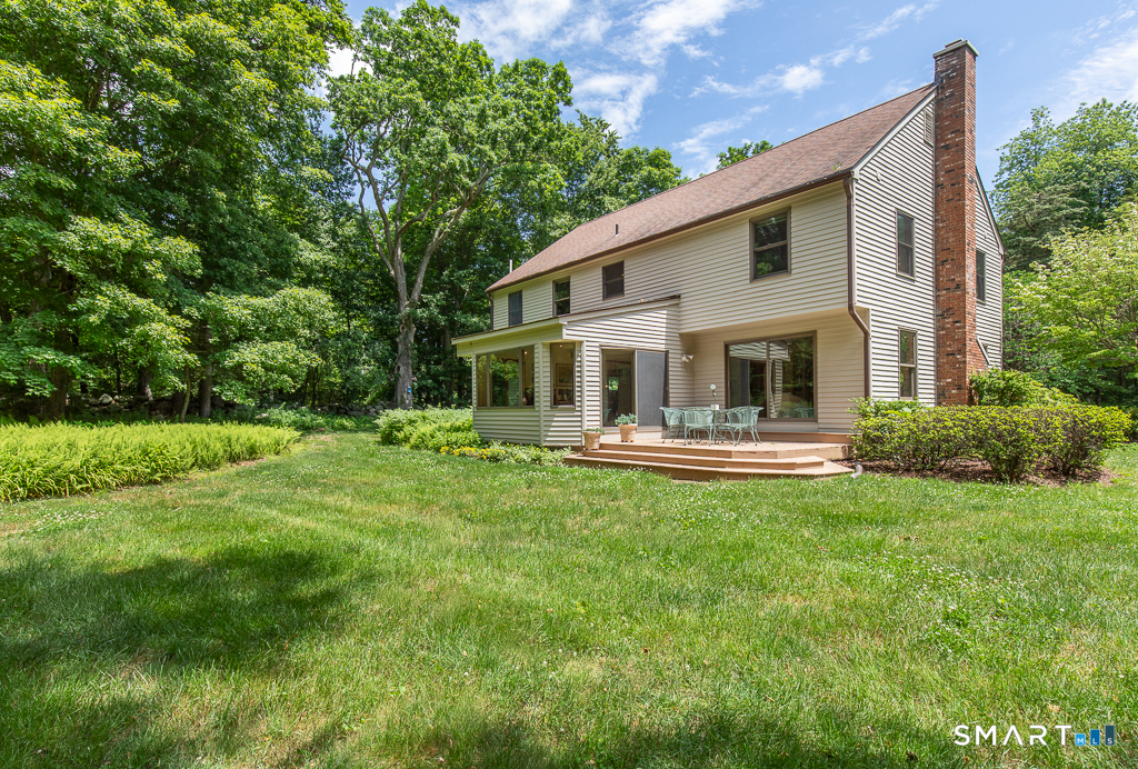 572 Amity Road Woodbridge CT 06525
