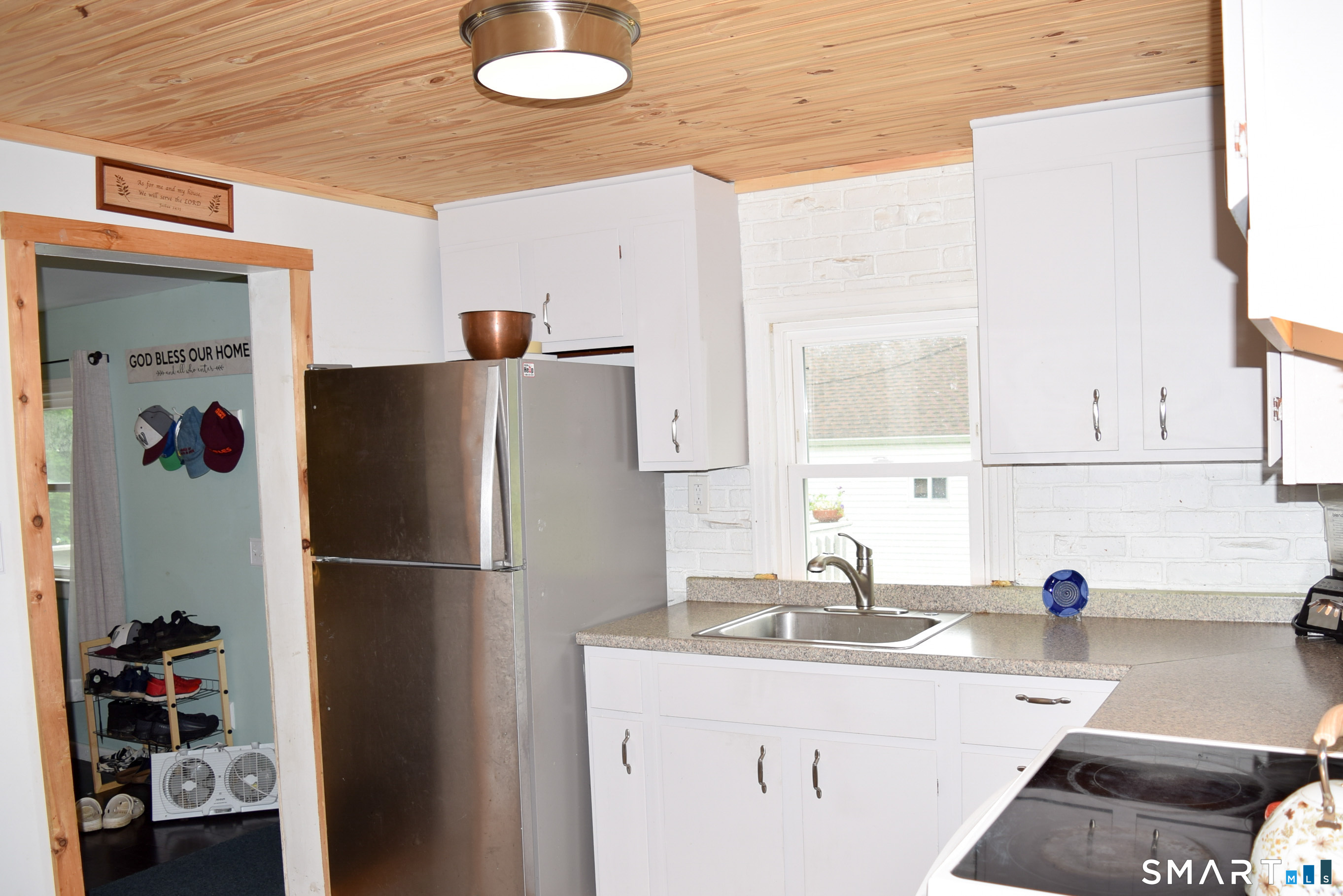 76 Sinclair Street Windsor CT 06095