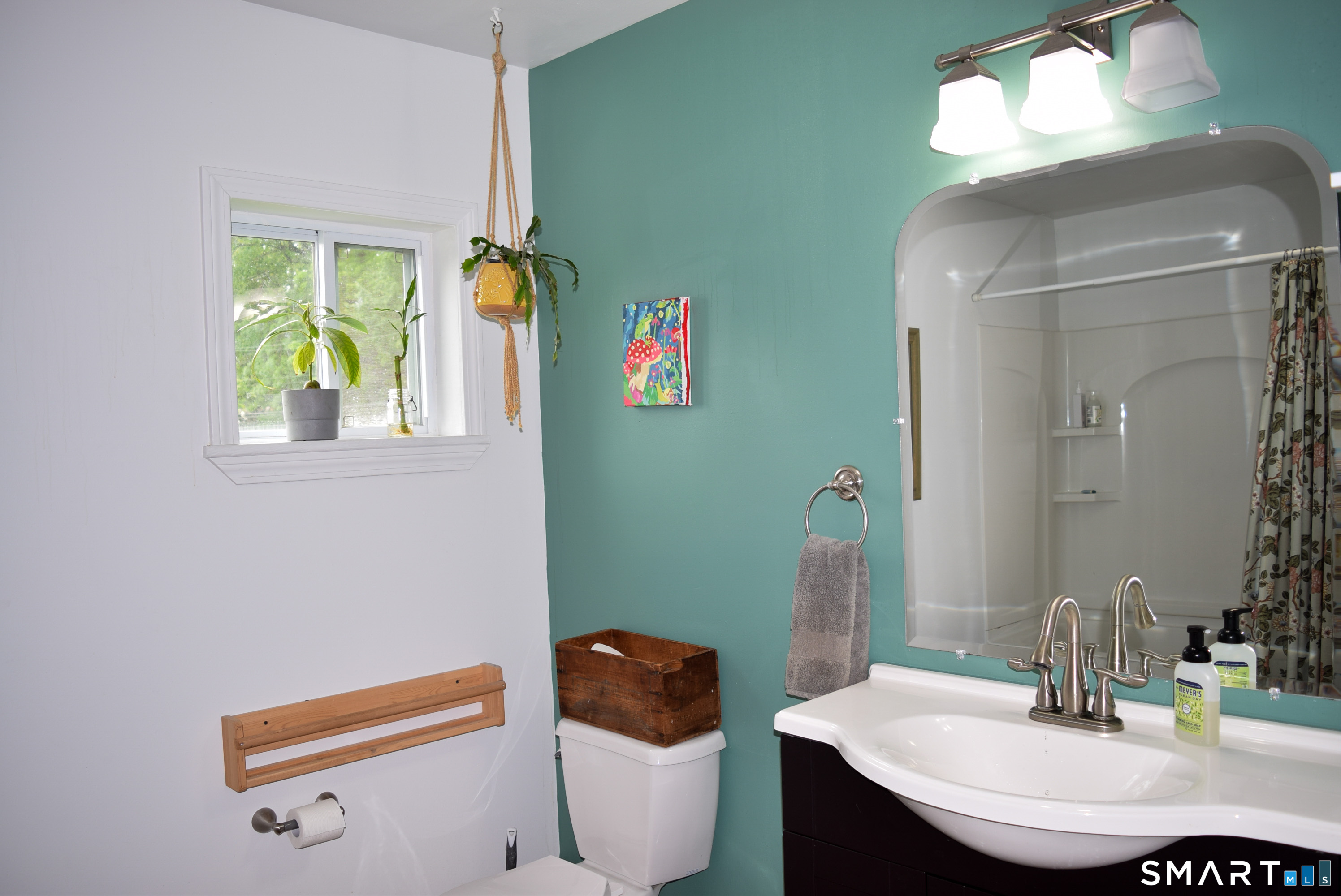 76 Sinclair Street Windsor CT 06095