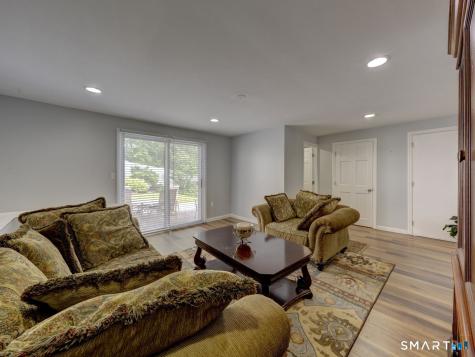 4 Lee Circle Bloomfield CT 06002