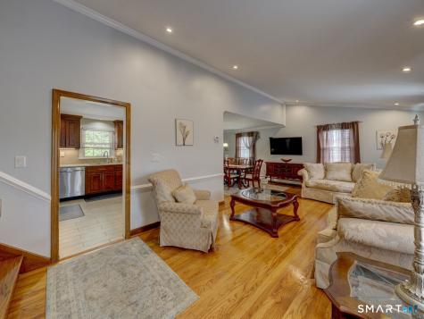 4 Lee Circle Bloomfield CT 06002
