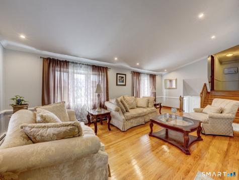 4 Lee Circle Bloomfield CT 06002