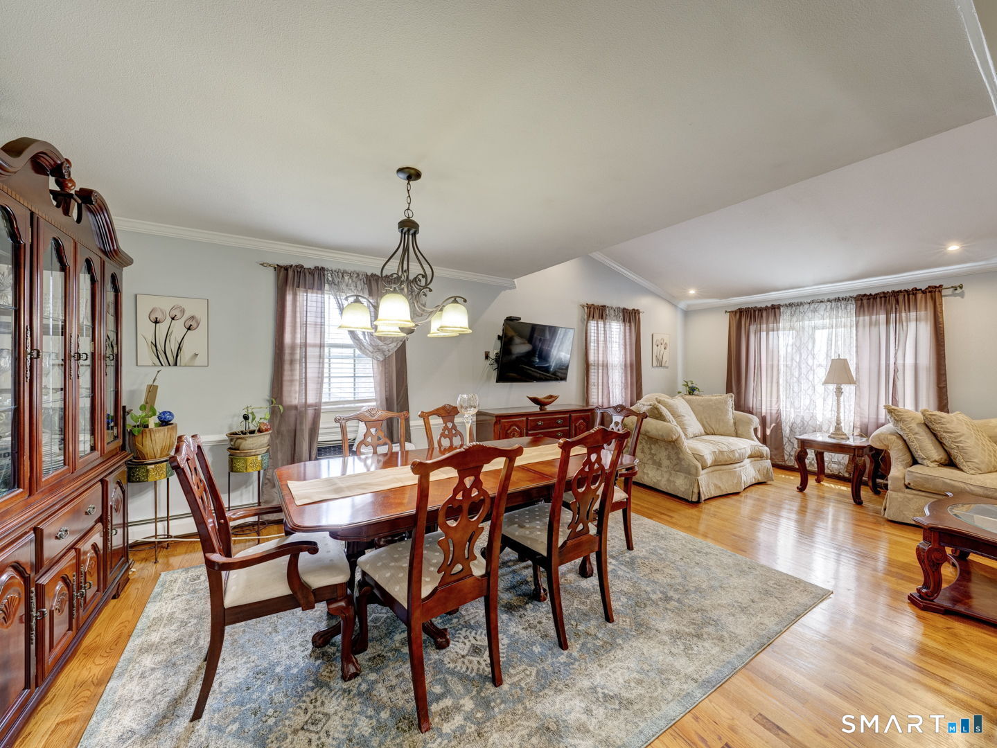 4 Lee Circle Bloomfield CT 06002