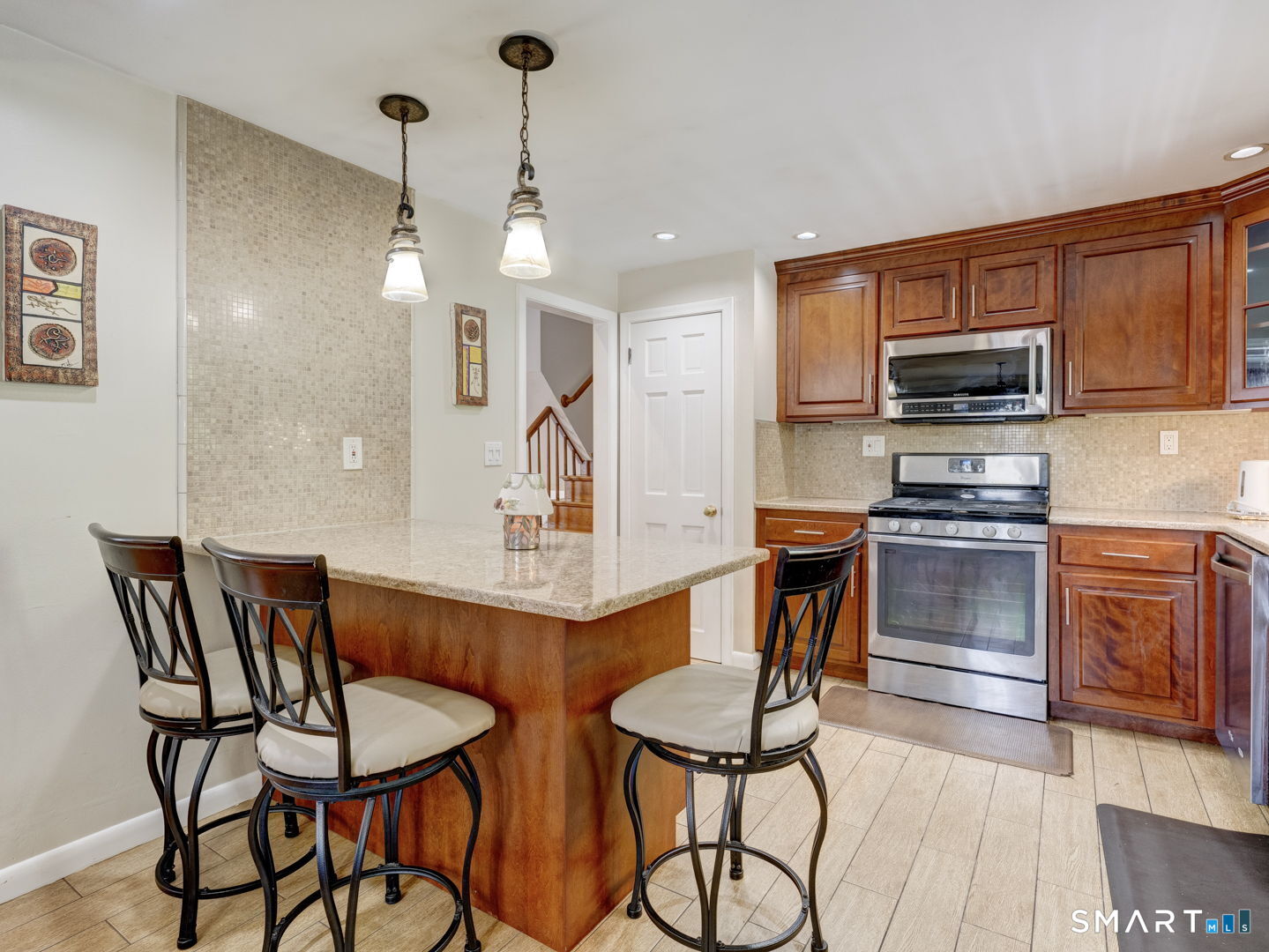 4 Lee Circle Bloomfield CT 06002