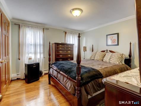 4 Lee Circle Bloomfield CT 06002