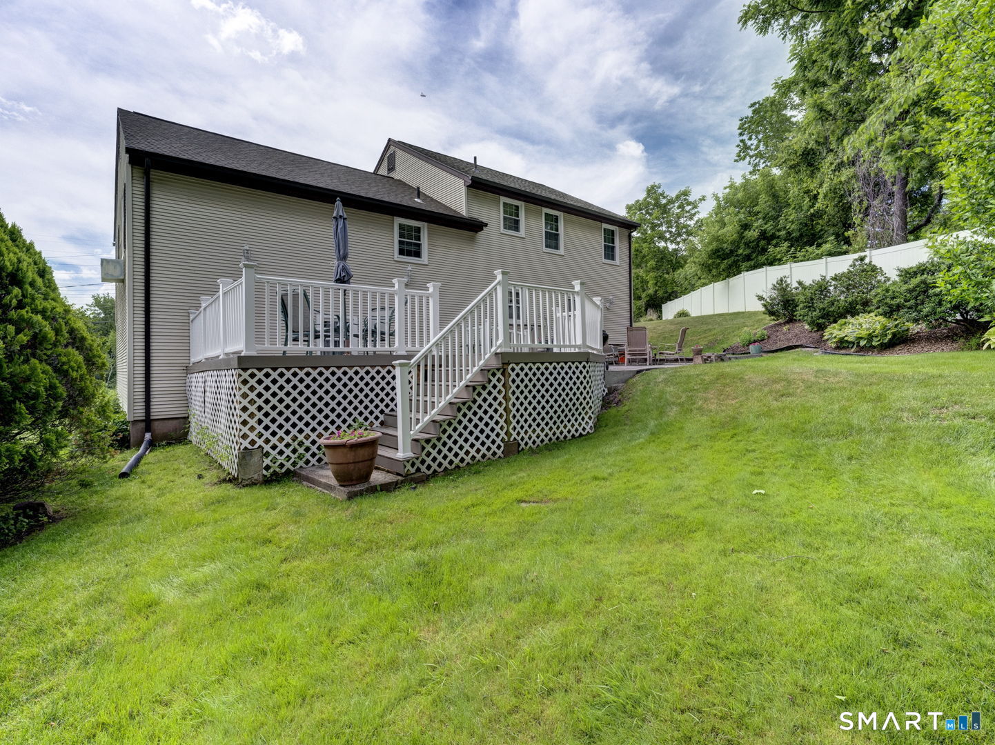 4 Lee Circle Bloomfield CT 06002